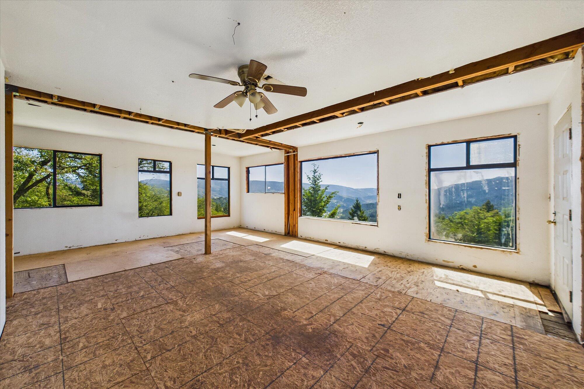 101 Gasline Road Bridgeville, CA 95526 - Photo 25 of 51