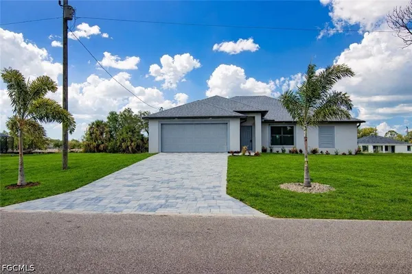 $339,400 | 3594 Northeast 9th Place, Cape Coral, FL 33909