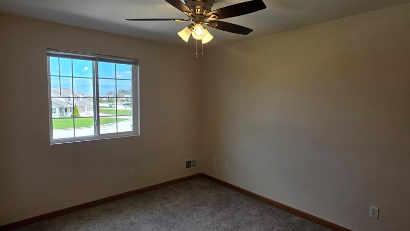 4725 Fox Grove Road Sheboygan, WI 53081 - Photo 21 of 47 Bedroom 3(1)