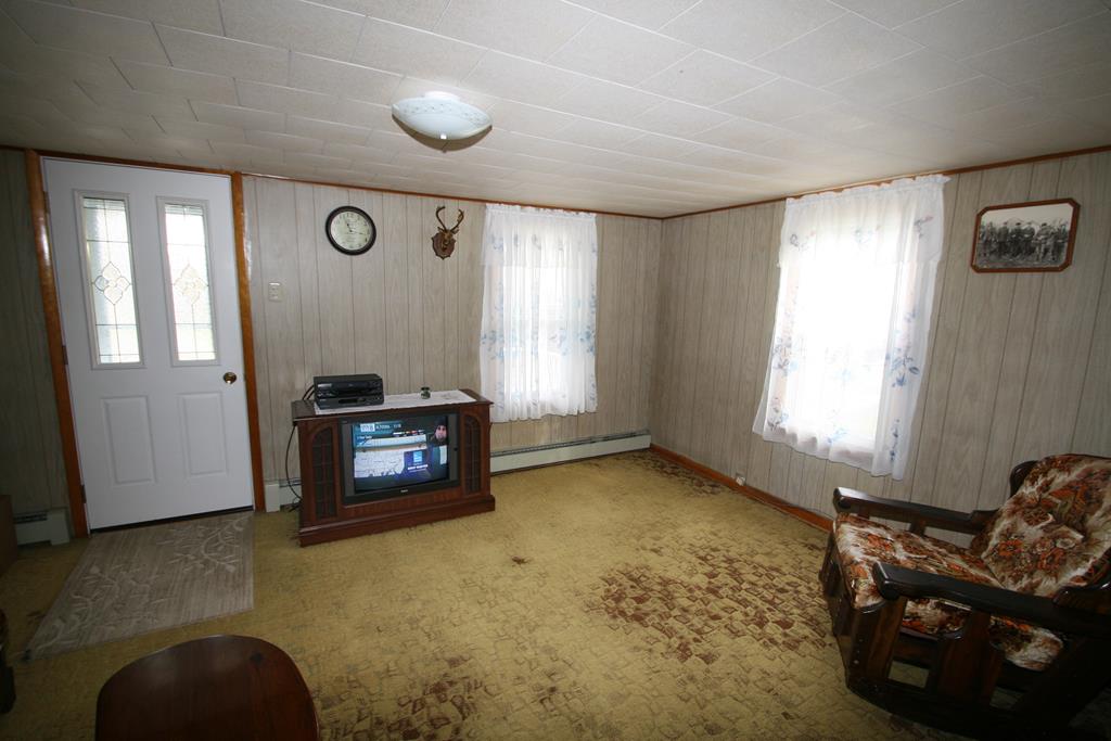 157 Bankstown Road Mapleton Depot, PA 17052 - Photo 18 of 27 Living Room