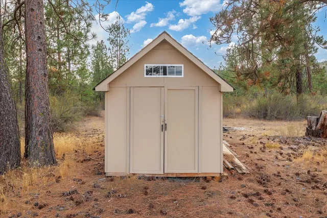 $314,900 | 39355 Orchard Road East, Davenport, WA 99122