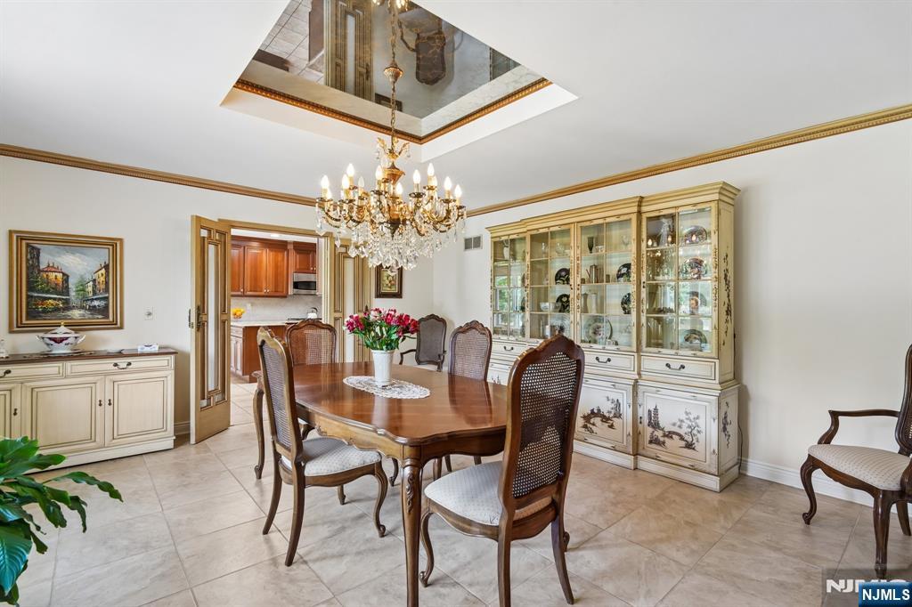 107 Arverne Road West Orange, NJ 07052 - Photo 7 of 50