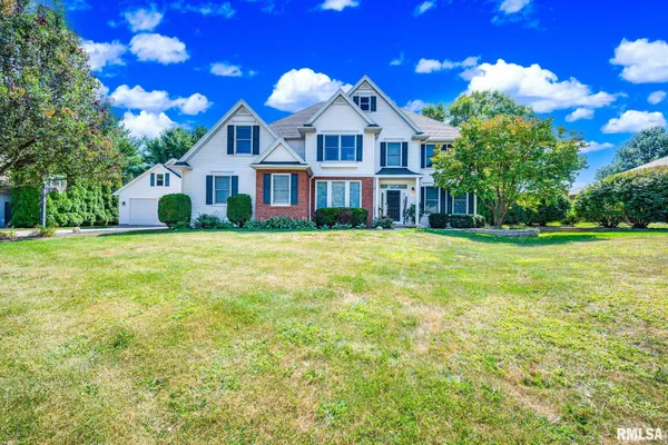 $436,500 | 530 Goodsill Drive, East Galesburg, IL 61430