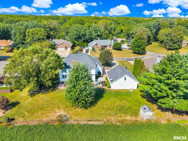 $449,900 | 530 Goodsill Drive, East Galesburg, IL 61430