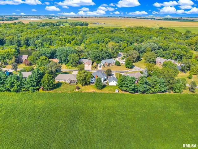 $449,900 | 530 Goodsill Drive, East Galesburg, IL 61430