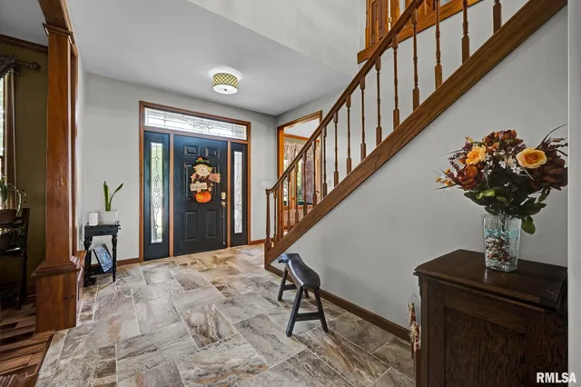 $449,900 | 530 Goodsill Drive, East Galesburg, IL 61430