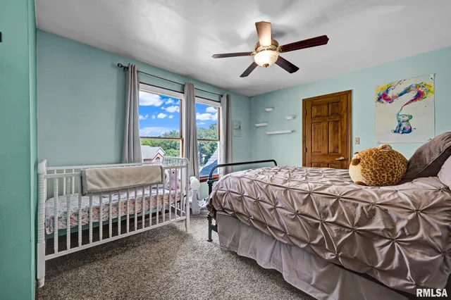 $449,900 | 530 Goodsill Drive, East Galesburg, IL 61430