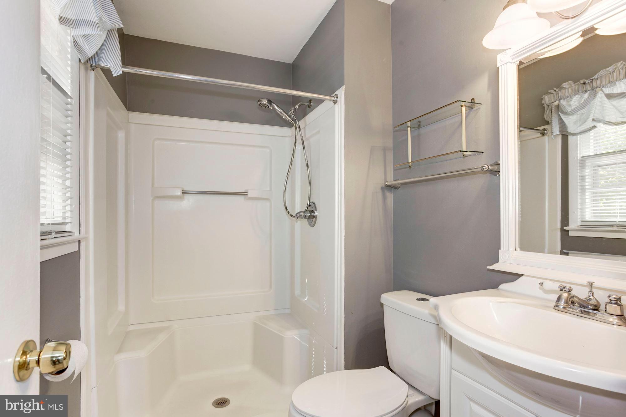 13476 Keytone Road Woodbridge, VA 22193 - Photo 27 of 64 Gallery Image 27