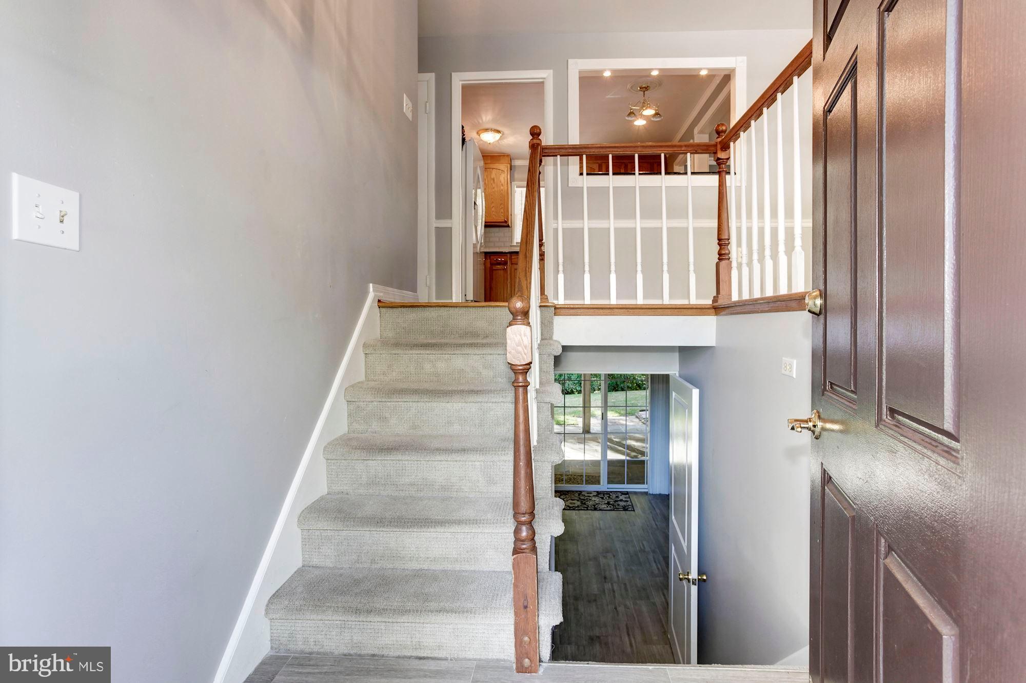 13476 Keytone Road Woodbridge, VA 22193 - Photo 4 of 64 Gallery Image 4