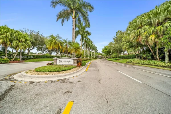 $1,159,000 | 1115 Camellia Circle, Weston, FL 33326