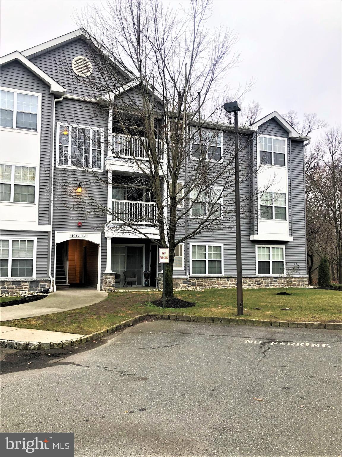 109 Natalie Road Delran, NJ 08075 - Photo 1 of 16