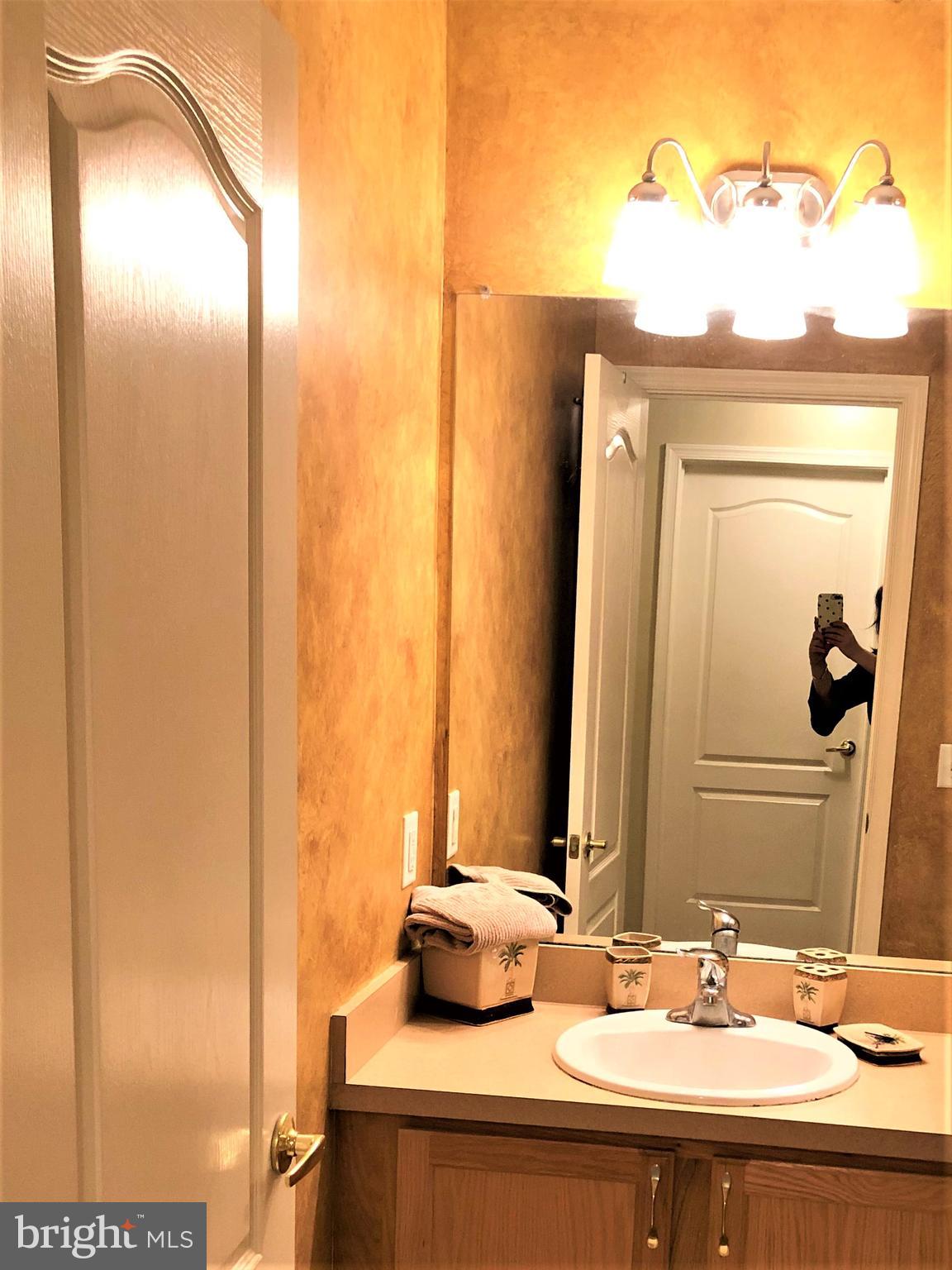 109 Natalie Road Delran, NJ 08075 - Photo 11 of 16 Bathroom