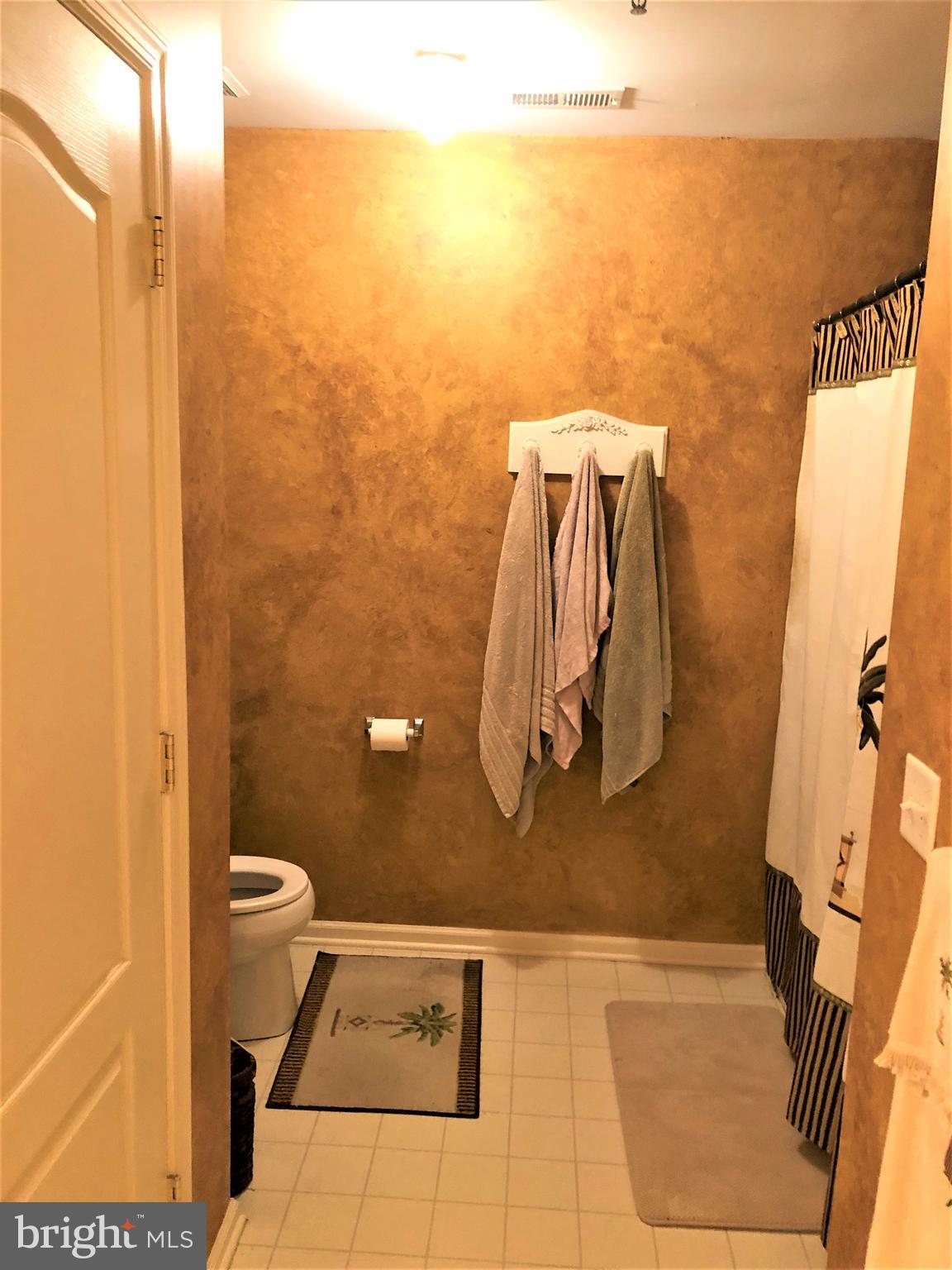 109 Natalie Road Delran, NJ 08075 - Photo 10 of 16 Bathroom