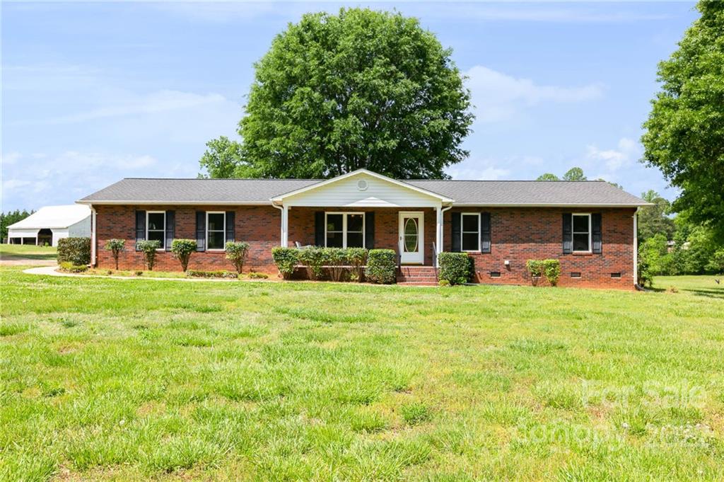 166 Wiggins Road Mooresville, NC 28115 - Photo 1 of 19 Gallery Image 1