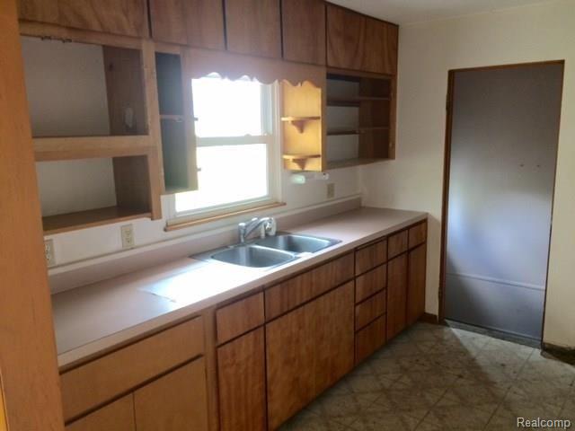 4878 Cottrell Road Vassar, MI 48768 - Photo 4 of 27 kitchen 4.jpg