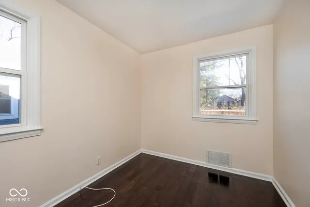 $199,900 | 5085 Kingsley Drive, Indianapolis, IN 46205