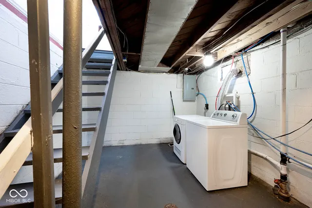 $199,900 | 5085 Kingsley Drive, Indianapolis, IN 46205