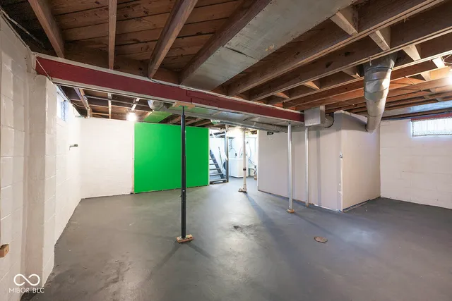 $199,900 | 5085 Kingsley Drive, Indianapolis, IN 46205