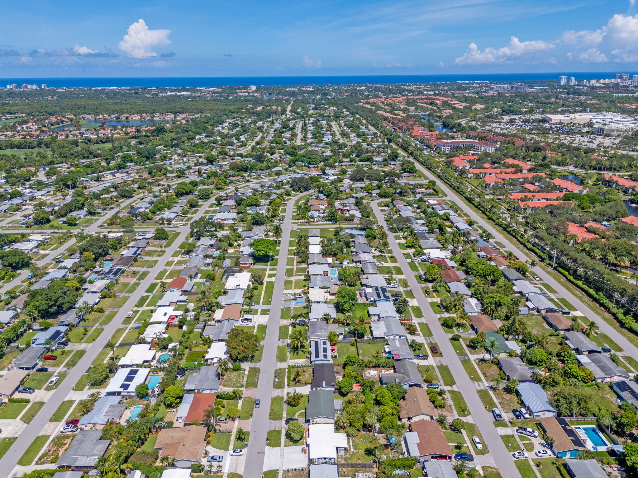3852 Catalina Road Palm Beach Gardens, FL 33410 - Photo 34 of 48 a view of a city