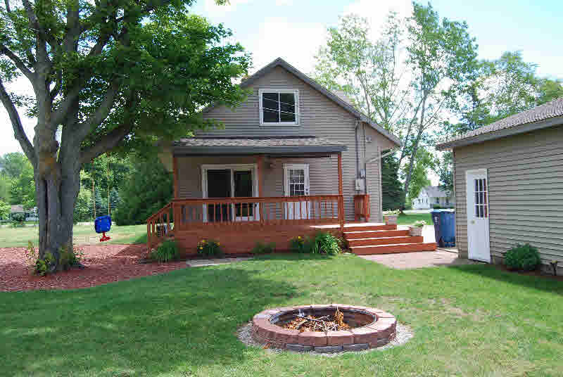 1543 North Huron Road Pinconning, MI 48650 - Photo 3 of 31