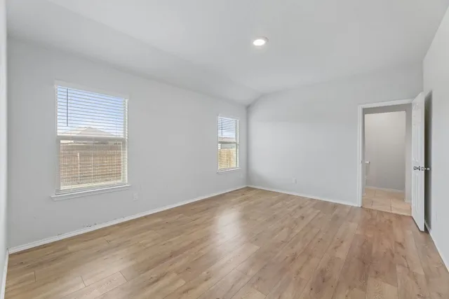 $1,550 | 141 Hammond Court, Jarrell, TX 76537