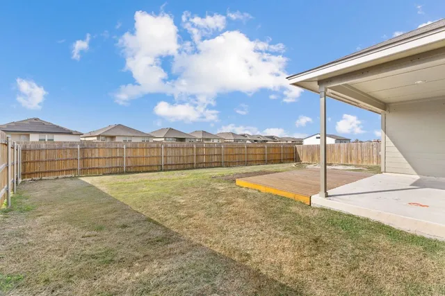 $1,550 | 141 Hammond Court, Jarrell, TX 76537