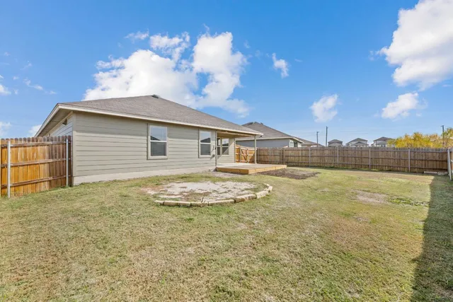 $1,550 | 141 Hammond Court, Jarrell, TX 76537