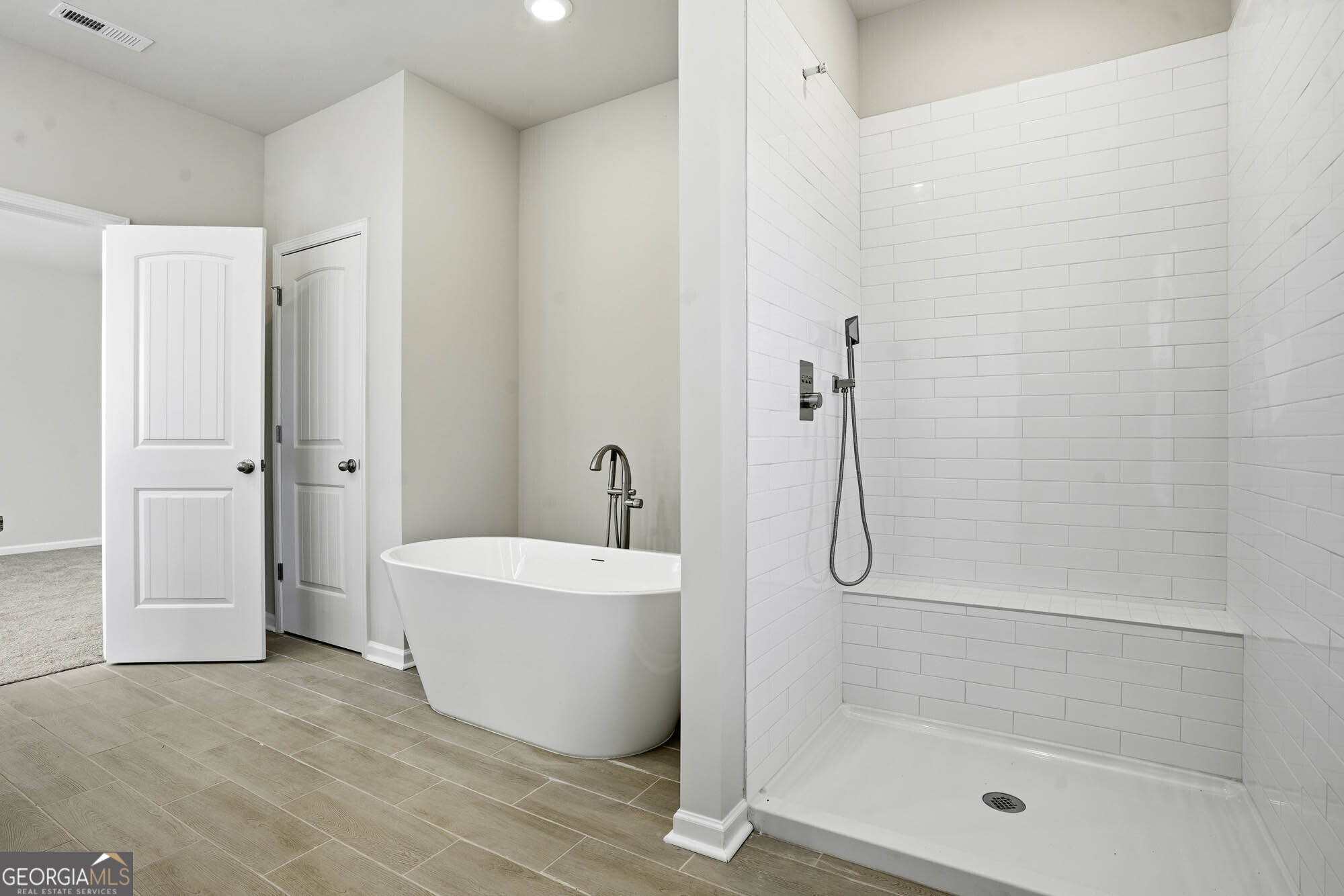 135 Post Oak Drive Jackson, GA 30233 - Photo 15 of 31