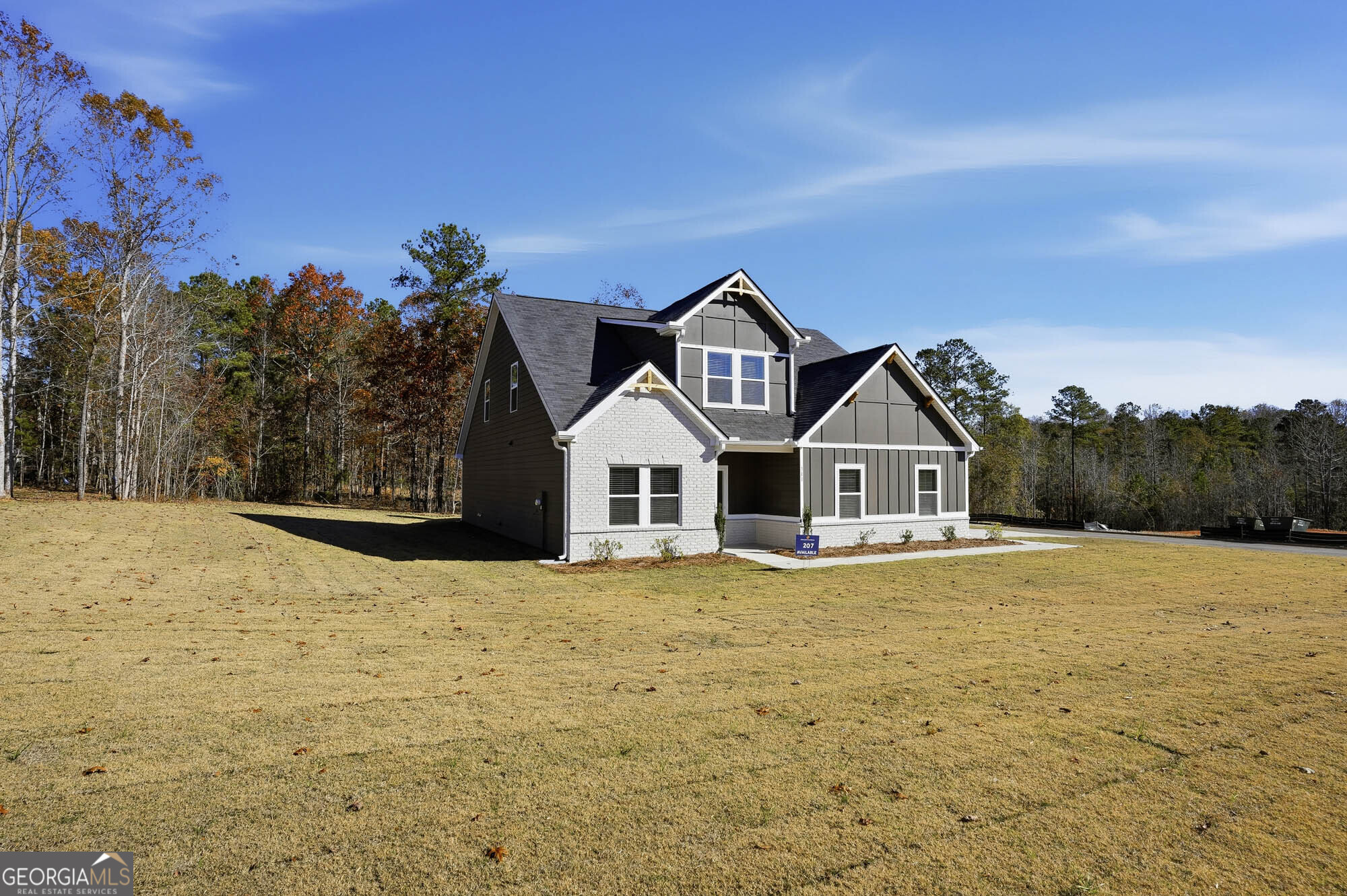 135 Post Oak Drive Jackson, GA 30233 - Photo 2 of 31