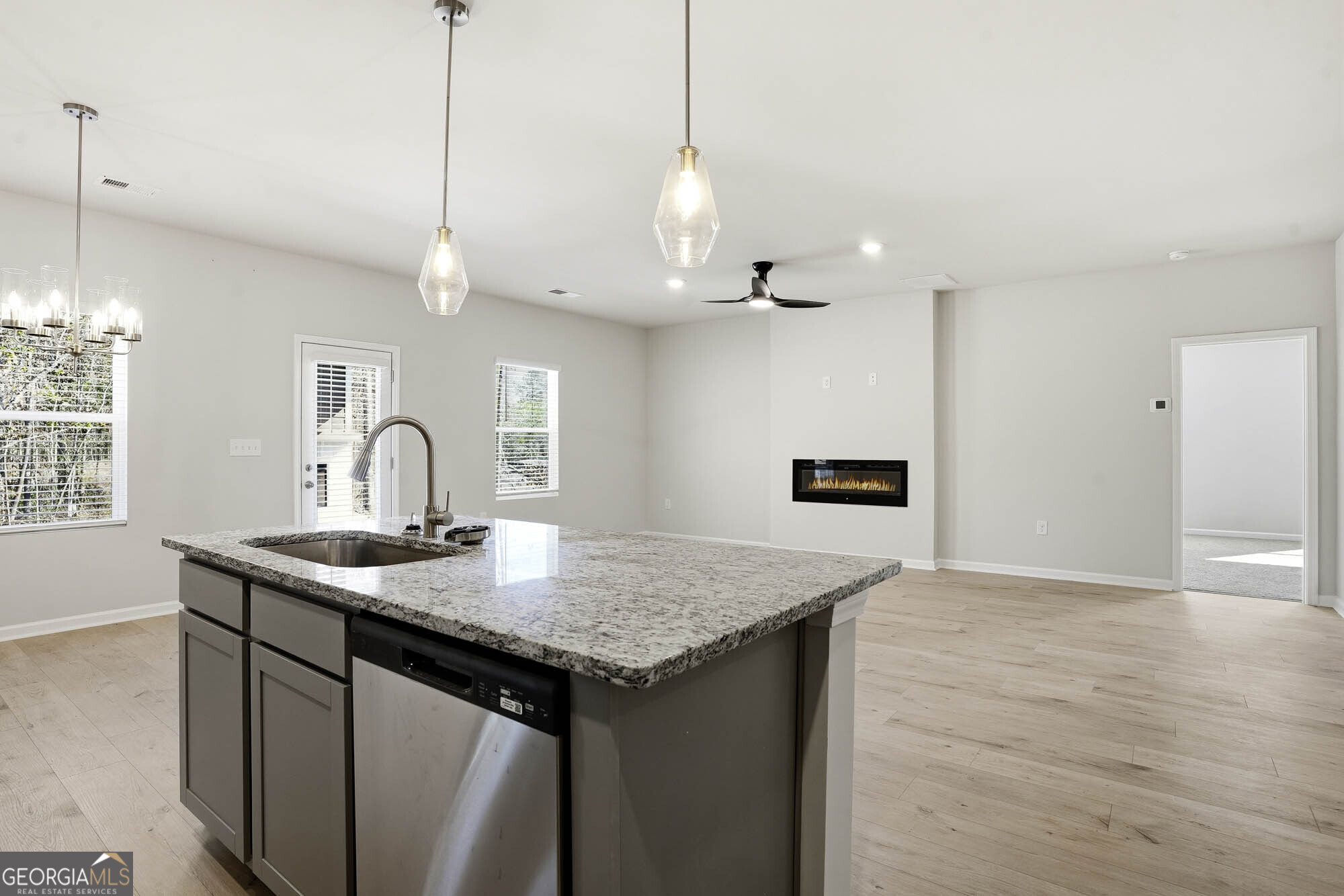 135 Post Oak Drive Jackson, GA 30233 - Photo 10 of 31