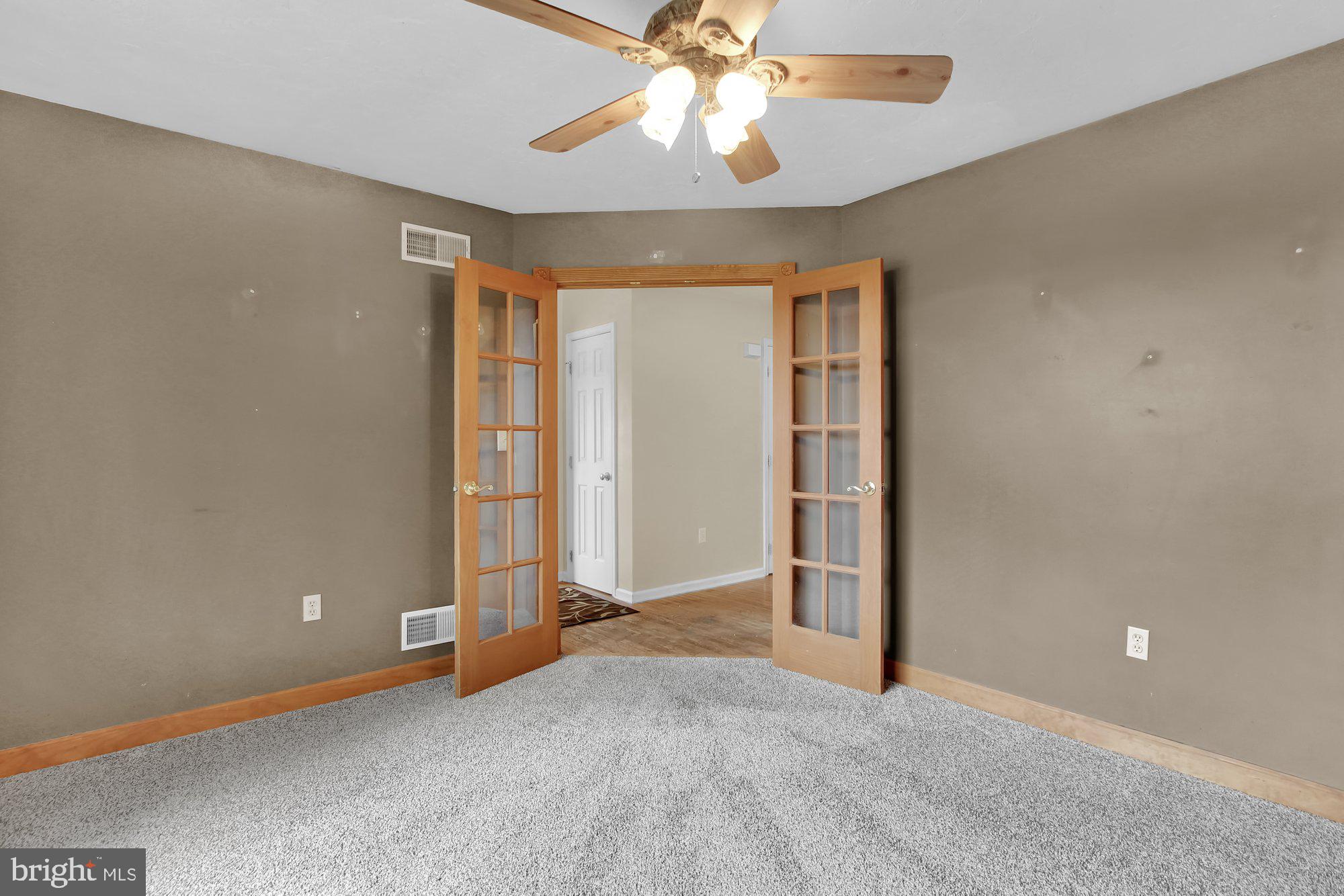 4782 Walters Hatchery Road Spring Grove, PA 17362 - Photo 6 of 26