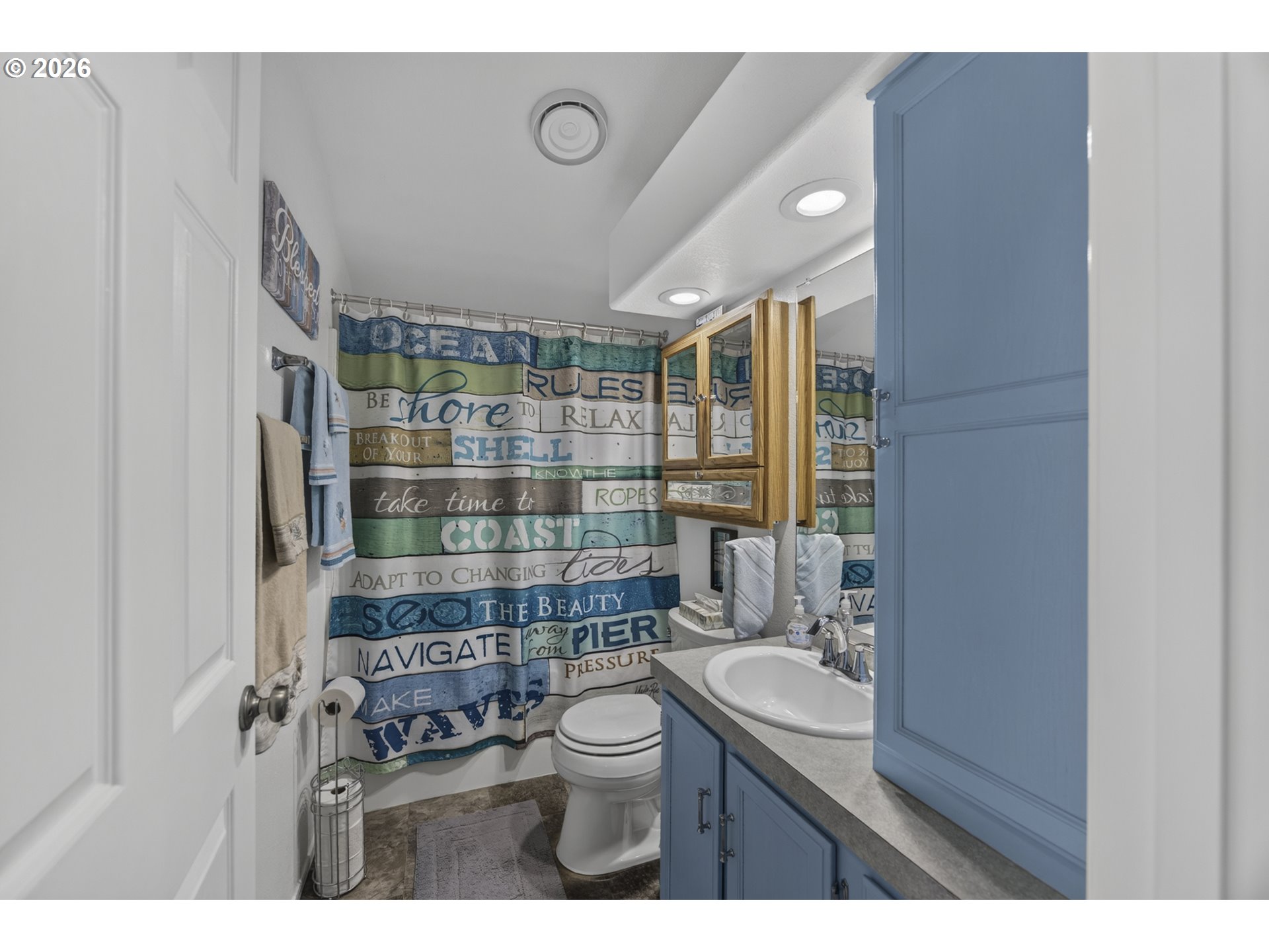 12290 Highway 126 Mapleton, OR 97453 - Photo 20 of 43 Bathroom