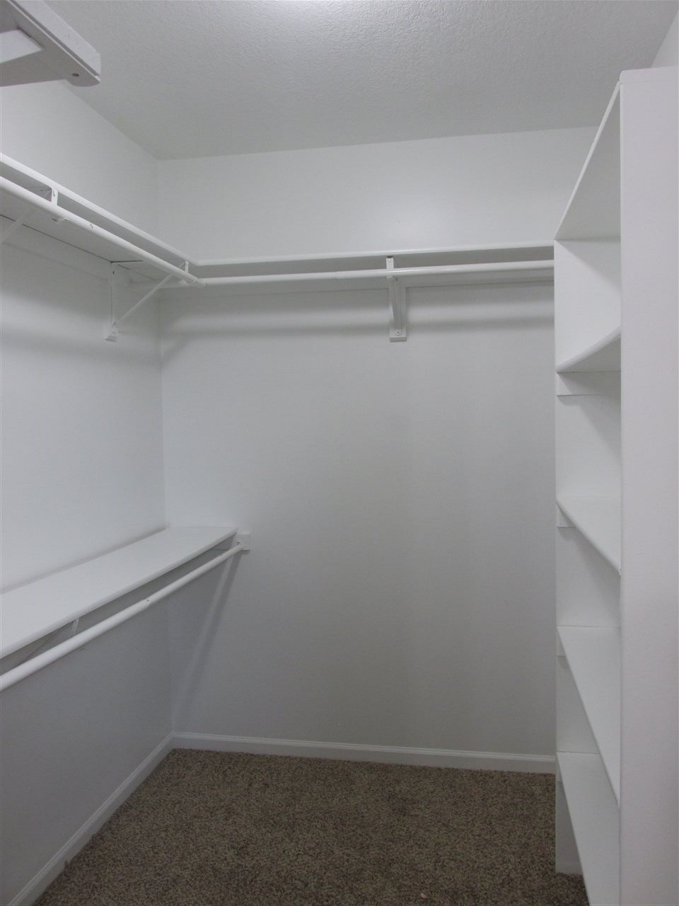 9314 Mill Ridge Run Fort Wayne, IN 46835 - Photo 15 of 21 Gallery Image 15