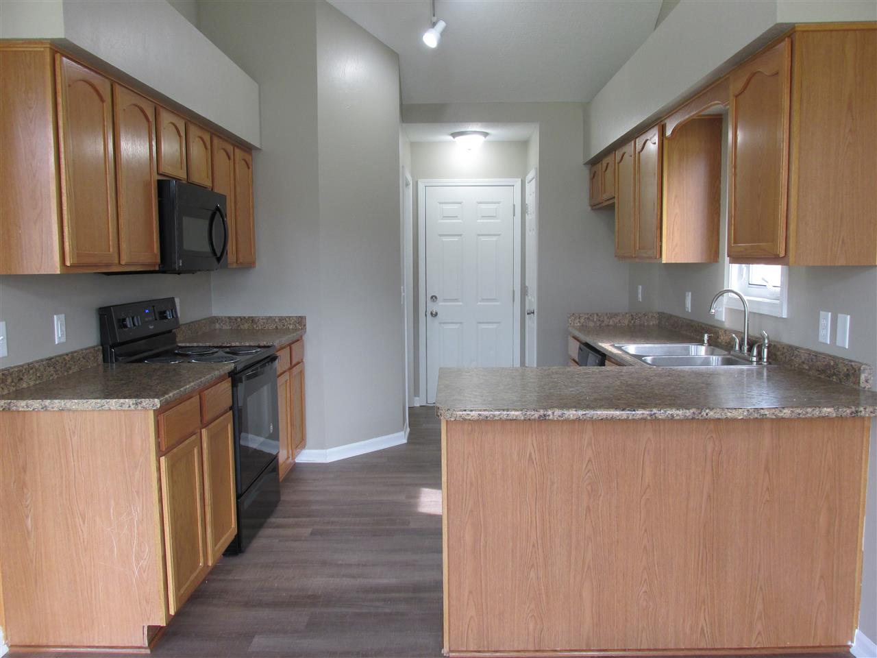 9314 Mill Ridge Run Fort Wayne, IN 46835 - Photo 6 of 21 Gallery Image 6