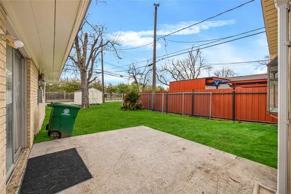 $1,800 | 70 Annette Lane, Houston, TX 77076