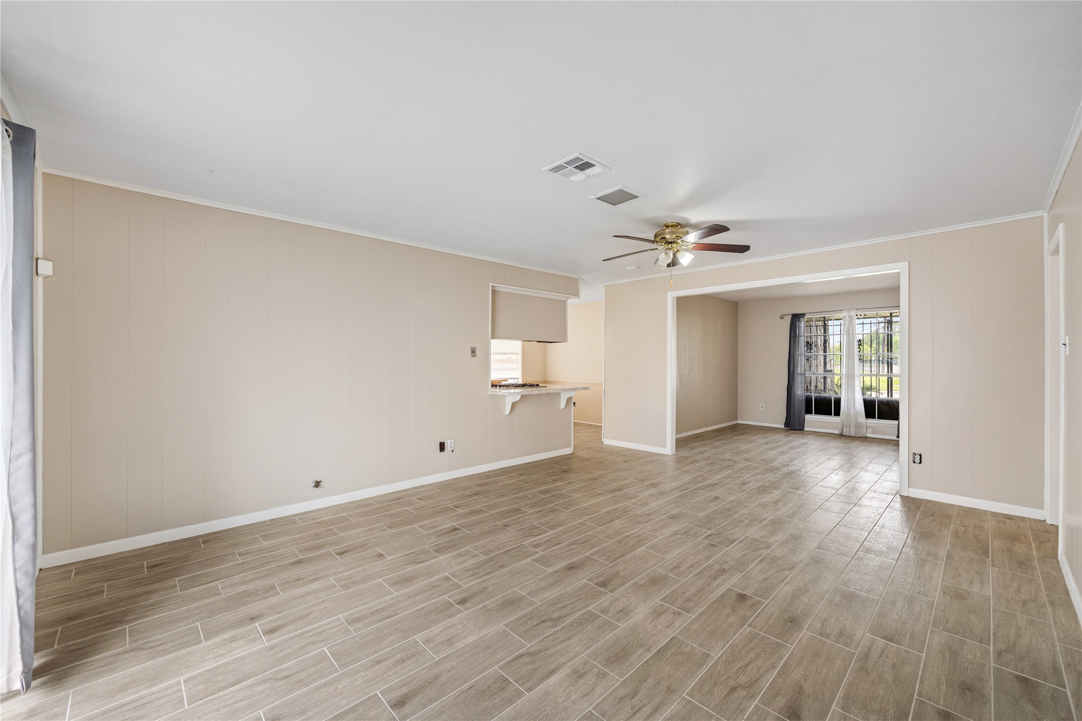 70 Annette Lane Houston, TX 77076 - Photo 7 of 19