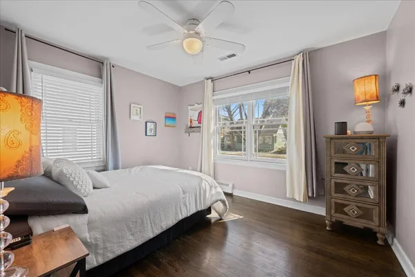 $395,000 | 612 Illinois Street, Geneva, IL 60134