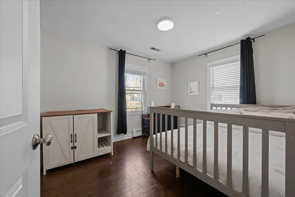 $395,000 | 612 Illinois Street, Geneva, IL 60134