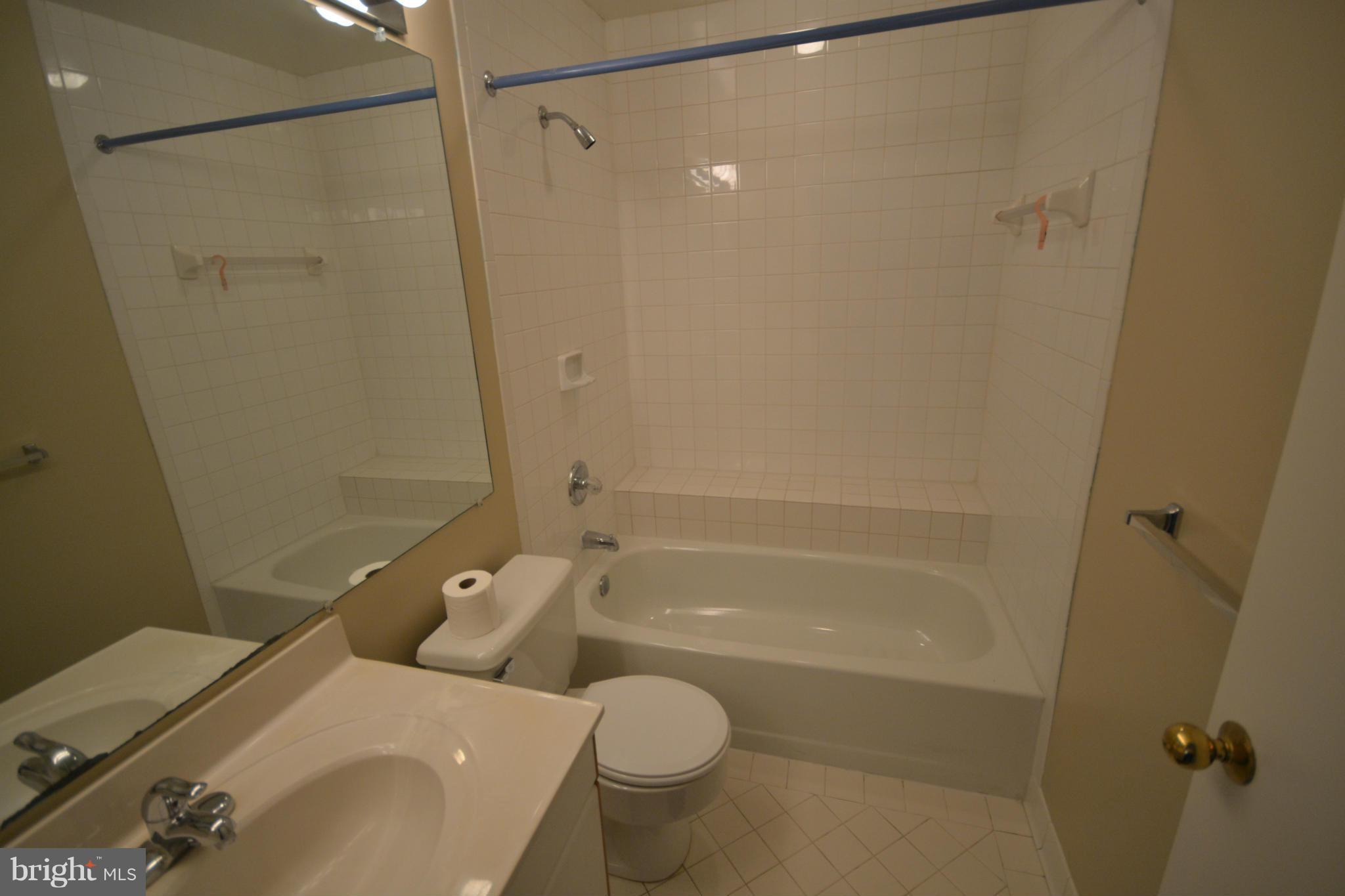 2135 Woodbox Lane, Unit B Baltimore, MD 21209 - Photo 10 of 13 Bath (Master)