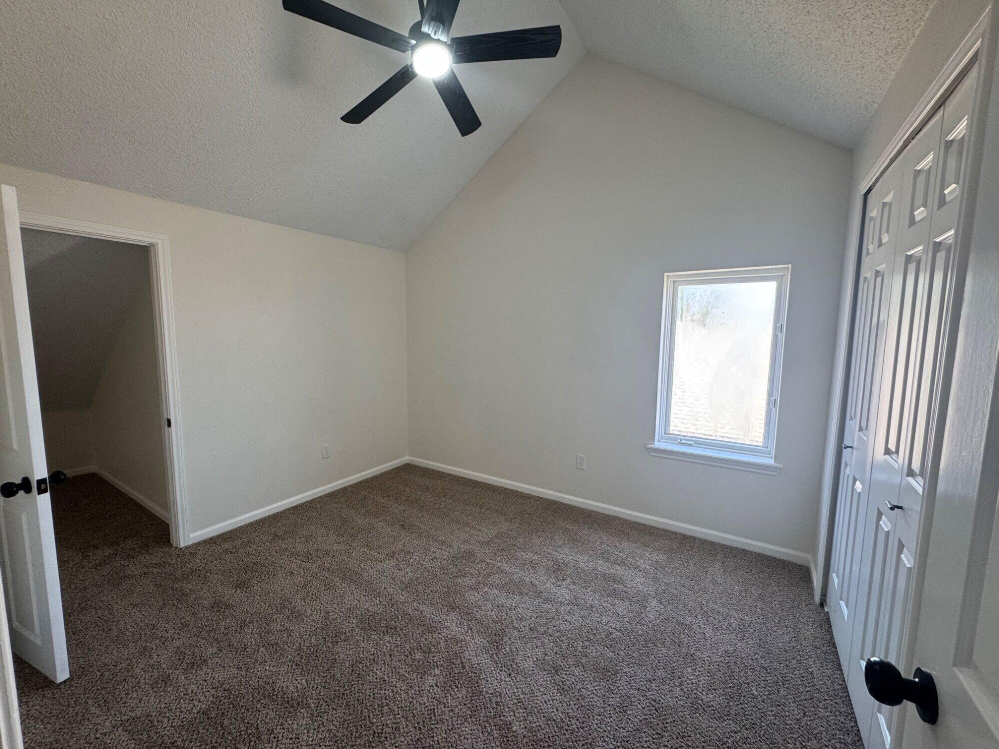 5510 87th Street Lubbock, TX 79424 - Photo 10 of 13 an empty room with windows