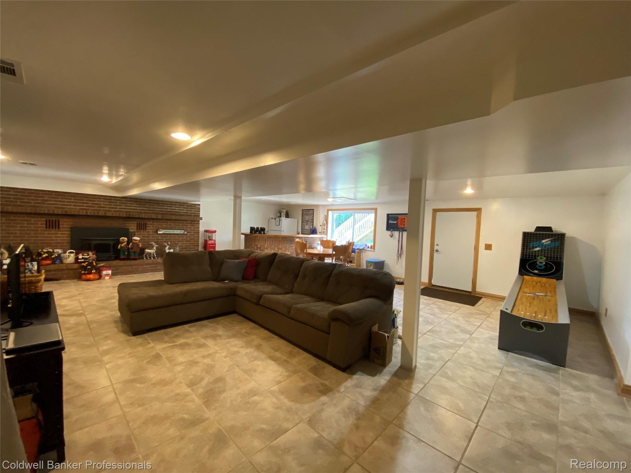 2533 Fish Lake Road Lapeer, MI 48446 - Photo 23 of 36 9004ABD2-883B-4903-84F1-E11EFF5203F1.jpeg