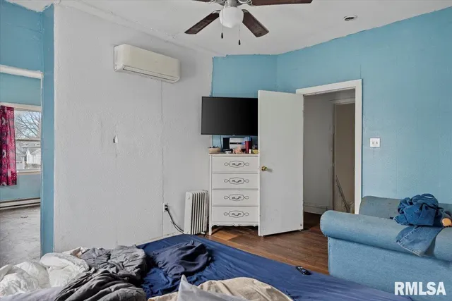 $176,900 | 922-924 North 4th Street, Springfield, IL 62702