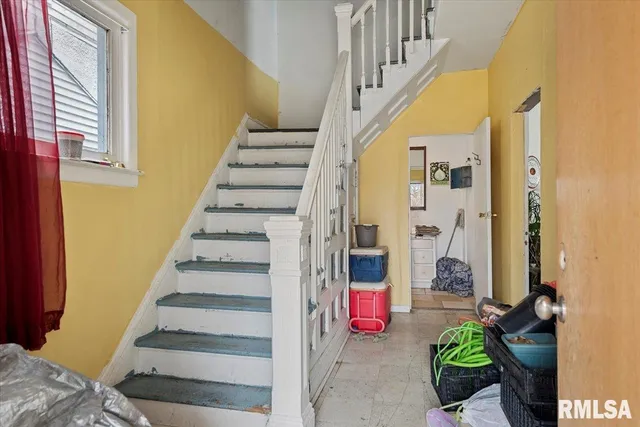 $176,900 | 922-924 North 4th Street, Springfield, IL 62702