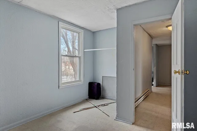 $176,900 | 922-924 North 4th Street, Springfield, IL 62702