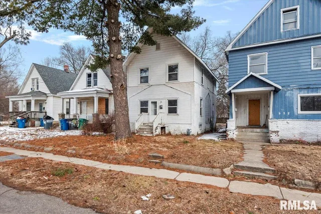 $176,900 | 922-924 North 4th Street, Springfield, IL 62702