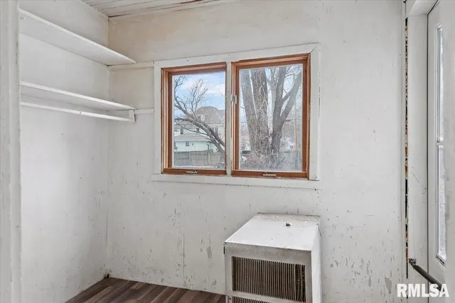 $176,900 | 922-924 North 4th Street, Springfield, IL 62702