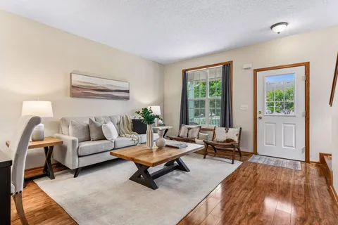 $265,000 | 1014 Heldt Street, Chaska, MN 55318