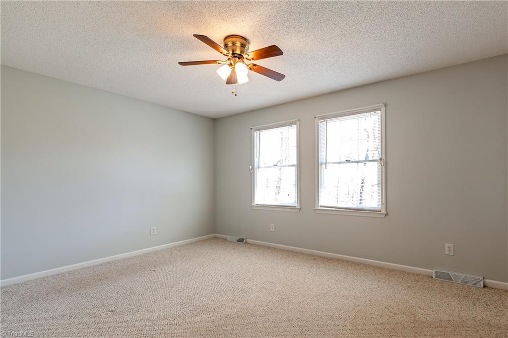 6738 Alley Road Summerfield, NC 27358 - Photo 11 of 13 Gallery Image 11