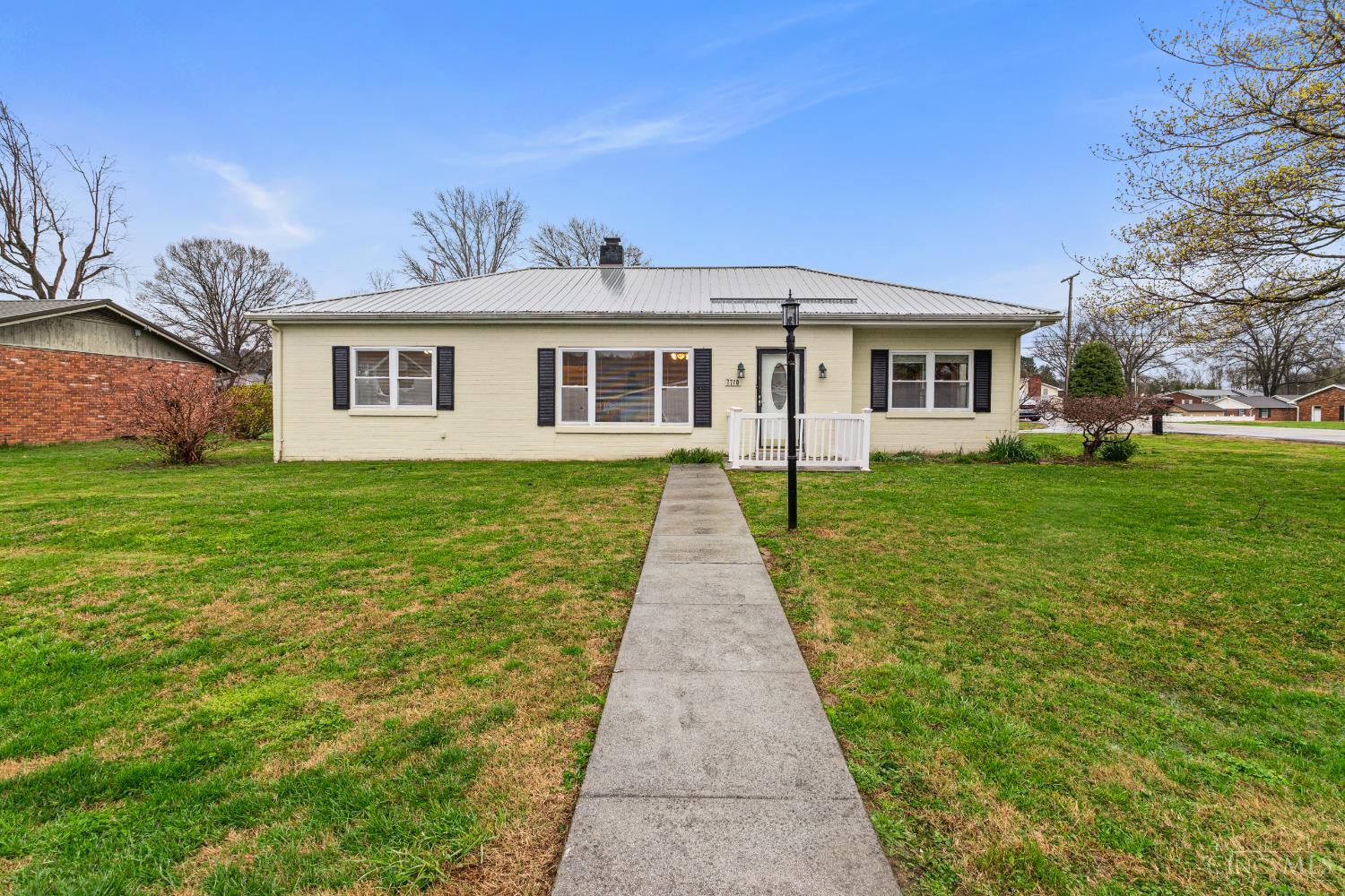 1710 Ridgeway Road Aberdeen, OH 45101 - Photo 1 of 30