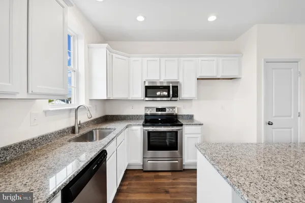 $294,410 | 3805 Castle Drive, Dover, PA 17315